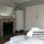 Ferienvilla Glasnevin By Interhome